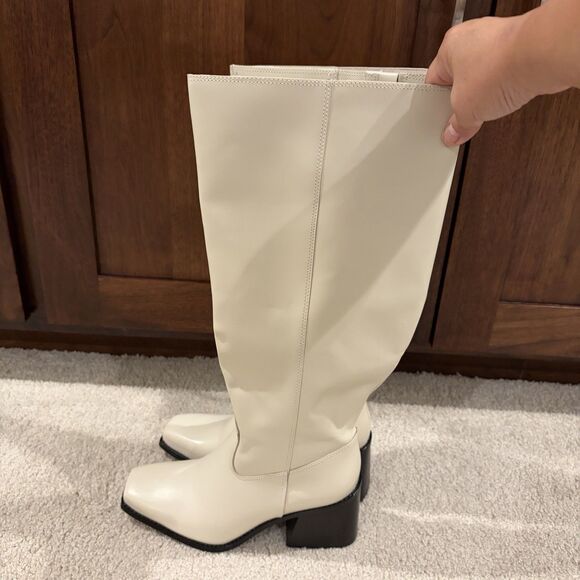 New Vince Camuto Women's Sangeti Wide Calf (XC) Boot Ivory Leather size 7 Wide - Picture 12 of 12